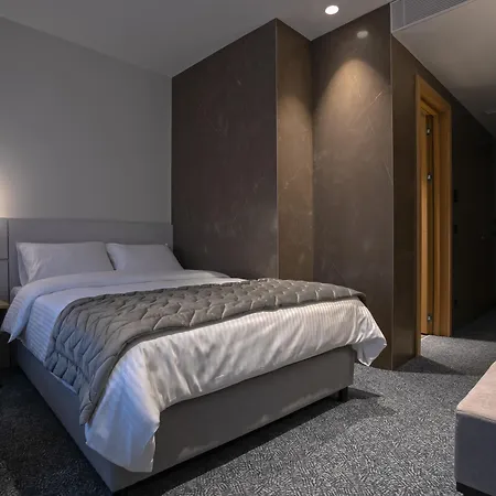 Mona Plaza 4* Belgrade