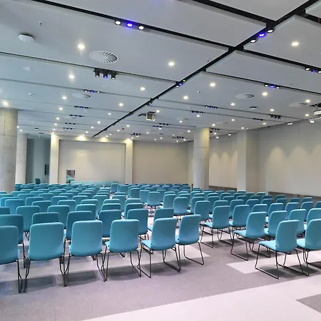 Hotel Mona Plaza 4*