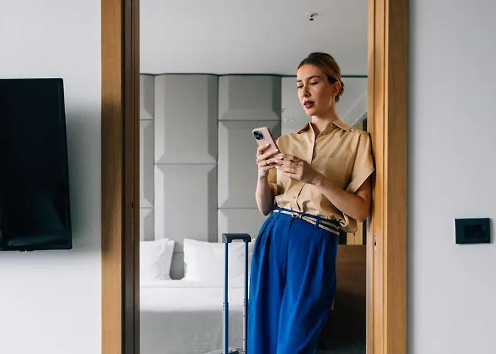 Отель Mona Plaza Белград